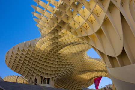 SEVILLA,SPAIN -JUNE 15: Metropol Parasol in Plaza de la Encarnacion on September 14, 2011 in Sevilla,Spain. J. Mayer H. architects, it is made from bonded timber with a polyurethane coating.のeditorial素材