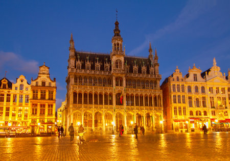 Maison du Roi at night, Brussels, Belgiumのeditorial素材