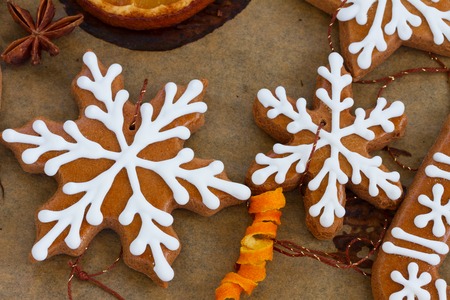 Frosted snowflakes christmas gingerbread cookies with oranges