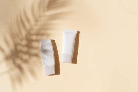 Minimal product display