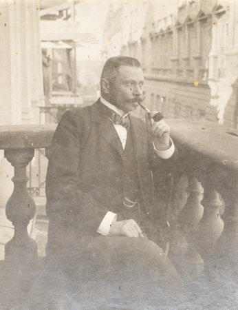 1920s France, old photo portrait of man with a pipeのeditorial素材