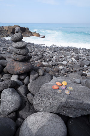 Stone baech and chakra healing crystals. Witchcraft, herbal medicine and healing, Magic healing Rock for Reiki Crystal Ritual, Witchcraft, spiritual esoteric practiceの写真素材