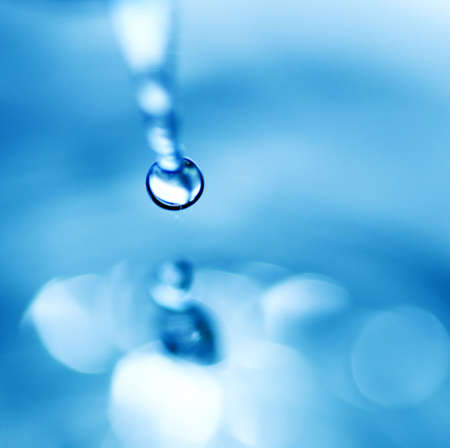 Falling water drop (shallow DoF)