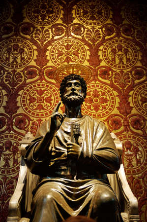 Statue of St. Peter in Vatican (Rome, Italy)のeditorial素材