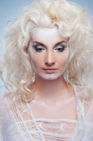  Thinking snow queen
の写真素材