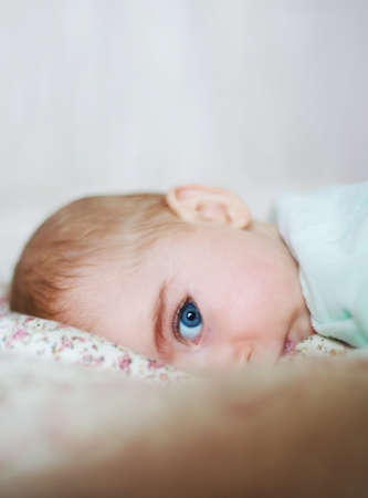 Close-up portrait of a beautiful babyの写真素材