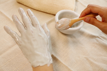 Hand to hand paint the clay Pack womenの写真素材