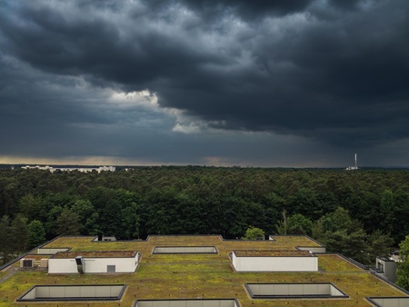 Dark sky with bad weatherの素材