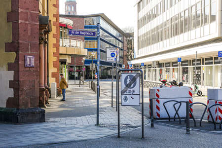 Coronavirus lockdown. Frankfurt, Germany. April 5, 2020. Barred entrance to Zeil pedestrian shopping zone during pandemic lockdown.のeditorial素材