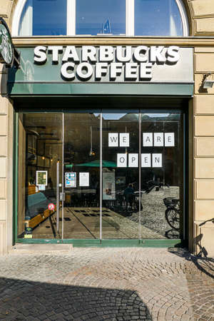 Coronavirus lockdown. Frankfurt, Germany. April 5, 2020. Open coffee shop franchise store during covid-19 lockdown.のeditorial素材