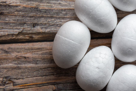 egg shaped balls for crafts