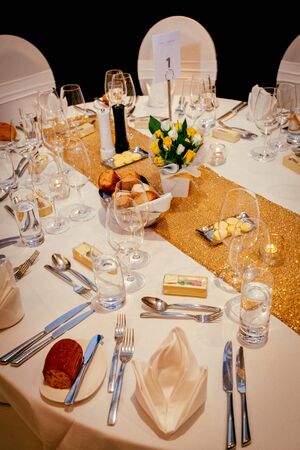 Beautiful dinning decoration for a dinner or wedding reception