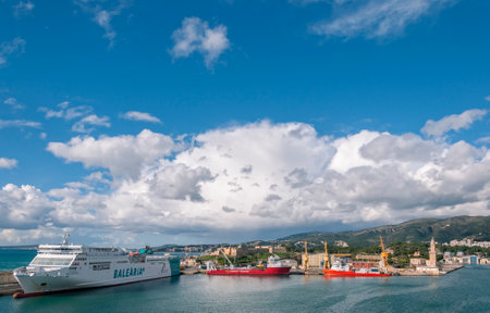 Palma de Mallorca, Balearic Islands/Spain; 02/03/2015: General view of the port of Palma de Mallorca from the sea.のeditorial素材