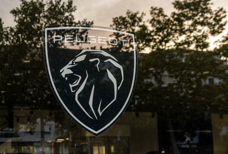 Palma de Mallorca, Spain; September 11 2023: Main facade of a Peugeot international car dealership. Palma de Mallorca, Spainのeditorial素材