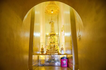 Golden Moutain temple in bangkokのeditorial素材