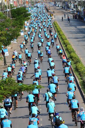 UDONTHANI,THAILAND - AUG 16:Cycling to celebrate the blast. On the occasion of the anniversary of the Queen of Thailand 83 years old,Event Name "Bike for mom",on 16 August, 2015.のeditorial素材