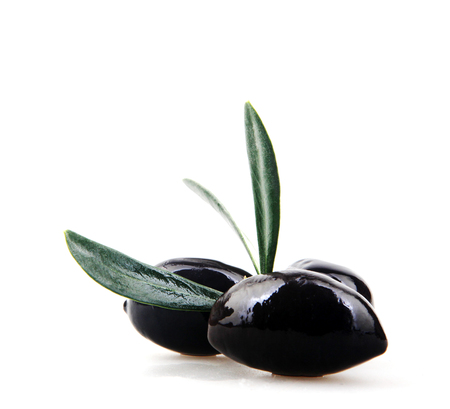 Black Olives Isolated On White Backgroundの写真素材