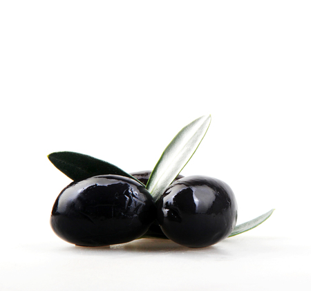 Black Olives Isolated On White Backgroundの写真素材