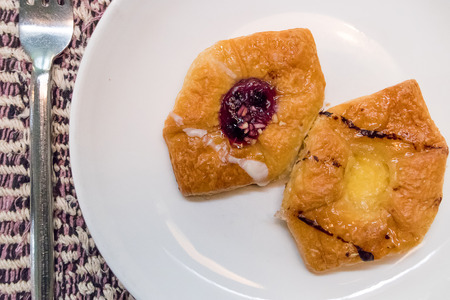 The Close up fresh fruit pie tart with pineapple  and grape that serve on background.の写真素材