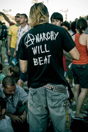 Music fan outfit attending a great outdoor music concert in Romeのeditorial素材