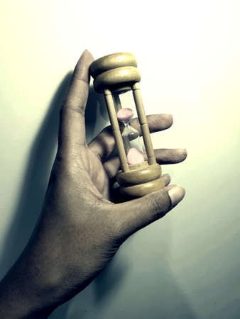 Hand grab sand hourglassの素材