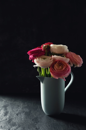 Beatiful bouquet of pink ranunculus flowersの写真素材