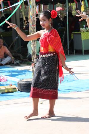 BORABUE, MAHASARAKHAM - JANUARY 6 : The unidentified dancers is performing in Rice Celebration Festival on January 6, 2012 at Borabue Local Administration Plaza, Borabue, Mahasarakham, Thailand.のeditorial素材