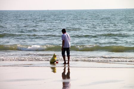 CHANTA BURI, THAILAND - FEBRUARY 1 : The unidentified tourists are playing on the beach on February 1, 2012 at Chao Lhao Beach, Chanta Buri, Thailand.のeditorial素材