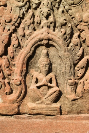 Carvings statue in ancient Khmer architecture, Prasat Praeh Khanの写真素材