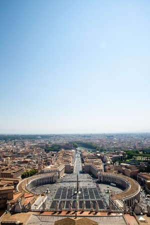 view onto st peters square romeのeditorial素材