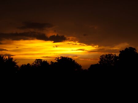 Sky before sunset の写真素材