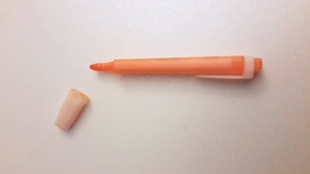 Highlighter pen with cap-off
