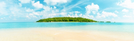 Tropical island panoramaの写真素材