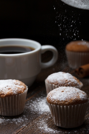 Cupcakes sprinkle with sugar powderの写真素材