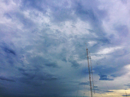 The sky is covered like it \ 'll rain.