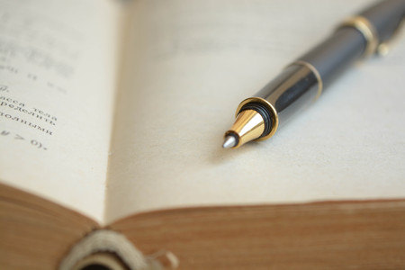 A pen in bookの写真素材