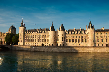 conciergerie castle with Seine river in Parisのeditorial素材