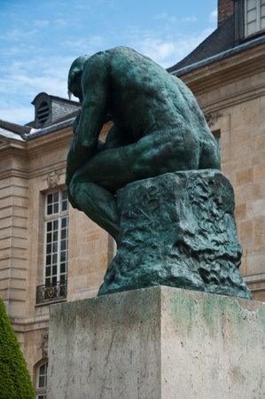 the thinking in Rodin museum in Paris - taken 14 June 2013のeditorial素材