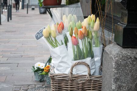 closeup of tulips bouquets at florist in the street の写真素材