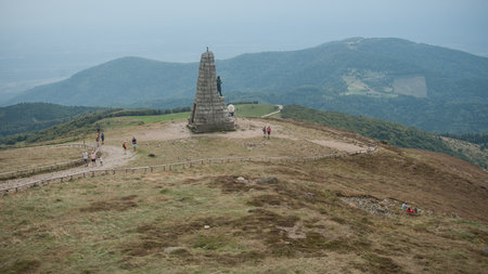 Le grand Ballon, France - 27 August 2017 - tourists walking on the top of mountain with panorama backgroundのeditorial素材