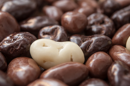 closeup of chocolate candies beans texture の写真素材