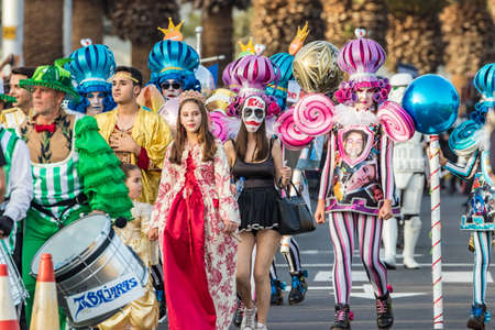 SANTA CRUZ DE TENERIFE, SPAIN - FEBRUARY 25, 2020: Coso parade - along the Avenida de Anaga, official end of Carnival. Again march carnival groups, floats, decorated cars and the Carnival Queens.のeditorial素材