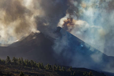 Views of eruption of Cumbre Vieja Volcano. The Palm.の写真素材