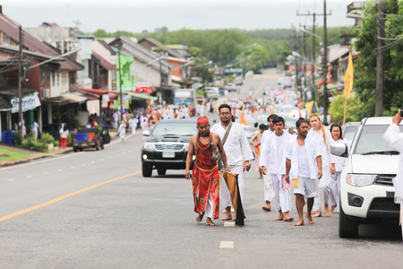 Trang, Thailand - October 7, 2016 : Guan Yu deity Spiritual Medium of Tai-Sia-Hood-Cho Trang on The Street Procession at Toong Yaw - Palian during Vegetarian Festival in Thailandのeditorial素材