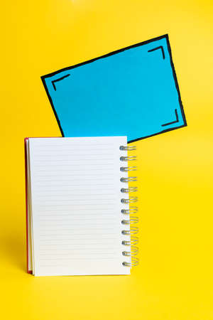 Colorful Idea Presentation, Displaying Fresh Thoughts, Sending Message, Labelling Material, Identification Label Display, Writing Stuff, Office Collections Notes Pencilの写真素材