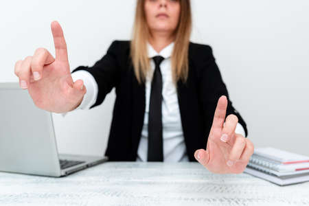Explaining Company Problem, Abstract Providing Dispute Solutions, Discussing New Job, Proposing Big...