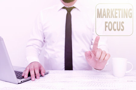 Text showing inspiration Marketing Focus. Internet Concept understanding your customers and thier needs using stats Remote Office Work Online Presenting Business Plan And Designsの写真素材