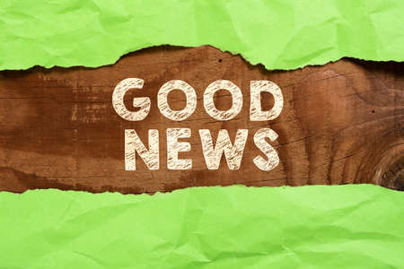 Conceptual caption Good News. Business approach Someone or something positive,encouraging,uplifting,or desirable -48283の写真素材