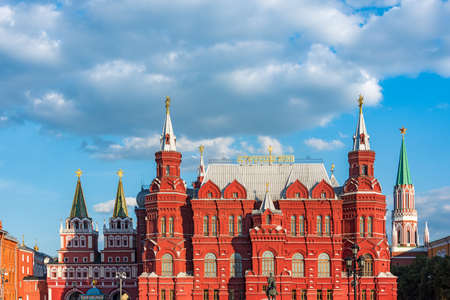 Moscow, Russia - 08 09 2018: The Russian State History Museum (right) and the Resurrection Gate or Iberian Gate at the entrance of the famous Red Square next to the Kremlinのeditorial素材