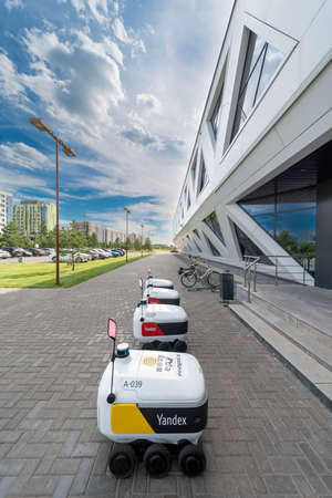 Innopolis, Russia - 08 01 2021: Yandex.Rover self-driving delivery robots from the Russian IT giant Yandex operate in the city of Innopolis to deliver grocieries and parcelsのeditorial素材